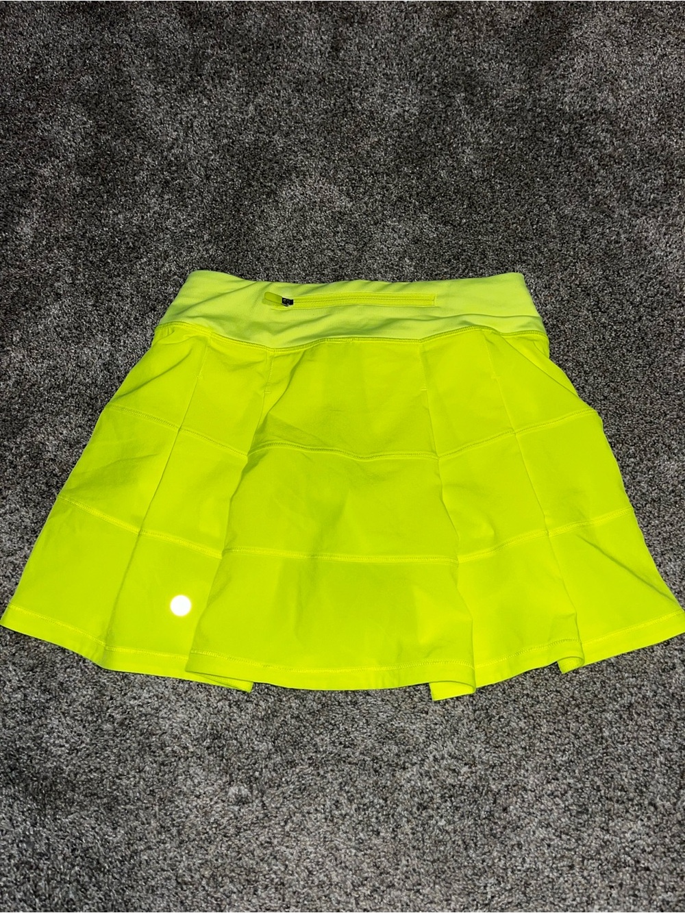Lululemon Highlighter Yellow Size 2 Skort Athletic Skirt Tennis Euc